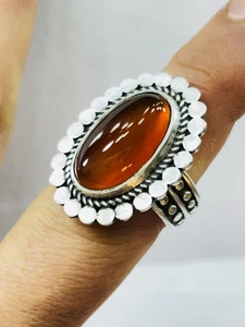 Big vintage silver and carnelian ring UK size S adjustable - Picture 1 of 7