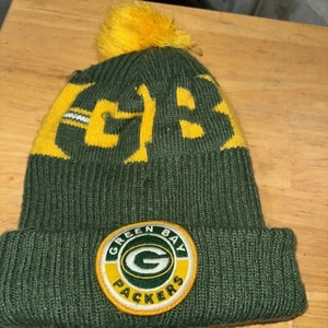 Green Bay Packers Winter Beanie Hat Hew Era Osfm Youth - Picture 1 of 9