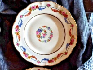 Theodore Haviland, Limoges France, Picardy Floral Swag, 9.75" Dinner Plate - Picture 1 of 7