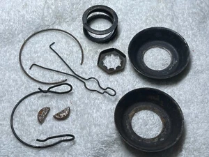 Alfa Romeo 105 series PROPSHAFT SLINGER & CLUTCH SPRING KIT, GOOD USED - Picture 1 of 1