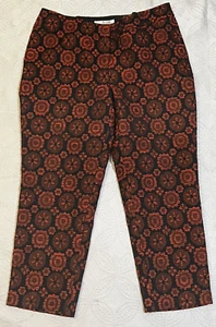 Boden Red Black Floral Textured Tapered Crop Pants Embroidered Size 8 Petite - Picture 1 of 7