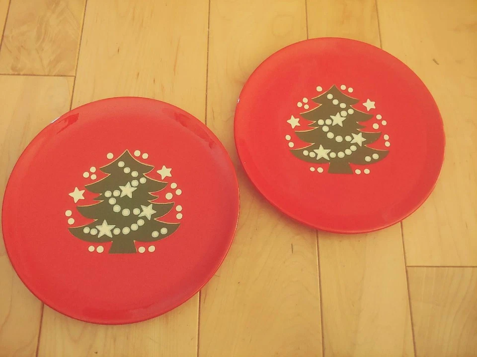 JUEGO DE DOS PLATOS DE ENSALADA WAECHTERSBACH ÁRBOL DE NAVIDAD 7 3/4" ROJO VERDE ALEMANIA Foto 1 de 2