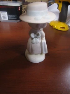 Precious Moments "Seek And Ye Shall Find" Figurine - Picture 1 of 5