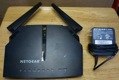 Router módem cable WiFi de doble banda NETGEAR C6220 AC1200 con adaptador de alimentación de CA Foto 1 de 4