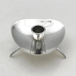 Piccolo portacandele da camera in argento sterling con base treppiede - 1966 - Foto 1 di 6