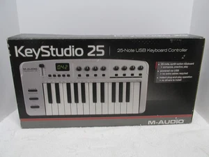 M-Audio KeyStudio 25 MIDI Controller Keyboard, Complete iob - Picture 1 of 10