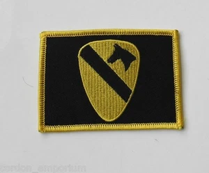 1TOPPA RICAMATA ESERCITO AMERICANO CAVALLERIA 2,5 X 3,5 POLLICI - Foto 1 di 1