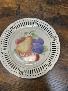 Plato de 7" Schwarzenhammer Baviera Alemania China Fina Pera Ciruela Cerezas - Imagen 1 de 2