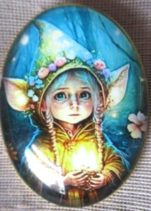 XL GLASS DOME PICTURE BUTTON SERIOUS WOODLAND GIRL ELF HOLDING LIGHT W FIREFLIES - Picture 1 of 3