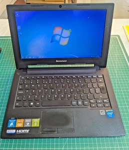 Lenovo s20-30 Celeron N2830 11.6" screen 2GB Ram 320GB Windows 7 Laptop **READ** - Picture 1 of 11