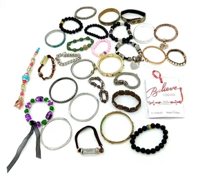 30 verschiedene Armbänder - Bild 1 von 12