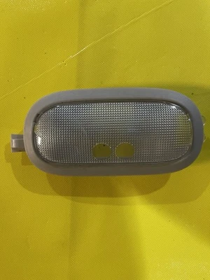 Luz domo bronceada Suburban Tahoe Yukon 2000-2006 OEM Foto 1 de 3