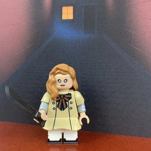 Citizen Brick Kid Robot (M3GAN) Custom Mini Figure + Accessories - Picture 1 of 9