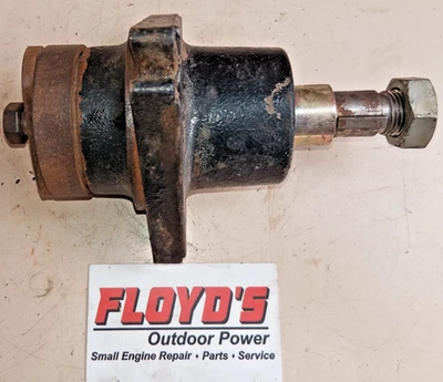 OEM JOHN DEERE GX75 SPINDLE HUB ASSEMBLY AM32955 - Image 1 of 4