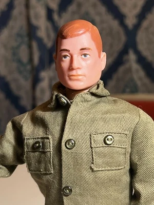 Vintage 1964 TM R Hasbro GI JOE Action Soldier ACESSÓRIOS DE CABELO PINTADOS DE VERMELHO EUA - Imagem 1 de 4