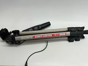 Sony VCT-D480RM Stativ mit Fernbedienung Griff 42" max Höhe silber/schwarz - Bild 1 von 8
