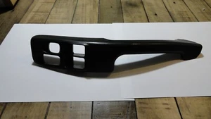 99-01 ISUZU VEHICROSS DRIVERS DOOR WINDOW SWITCH BEZEL OEM - Picture 1 of 5