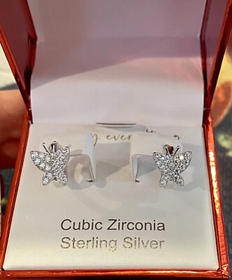 PENDIENTES RACHEL ZOE PLATA ESTERLINA 925 CIRCONITAS CÚBICAS PAVÉ MARIPOSA HUGGIE NUEVOS EN CAJA Foto 1 de 4