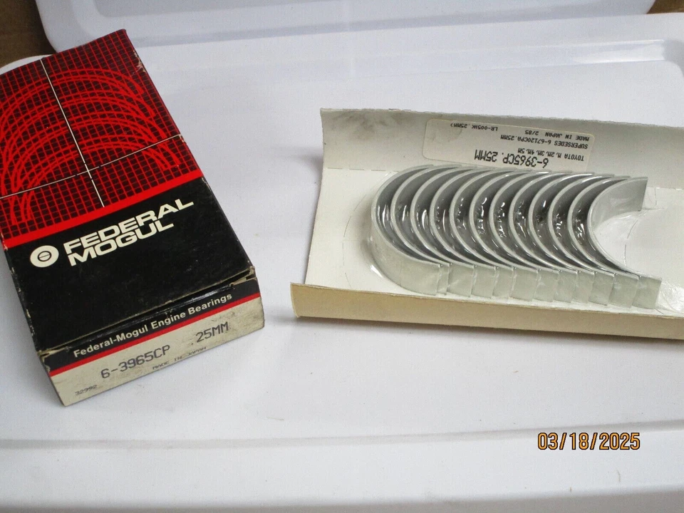 Engine Connecting Rod Bearing Set Federal Mogul 6-3965CP .25MM Foto 1 de 4