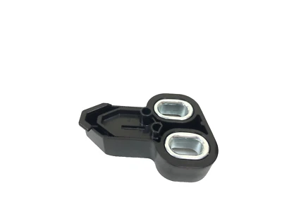 Genuine New Land Rover Defender 2020+ Male Wedge To Taildoor LR154771 - Image 1 of 4