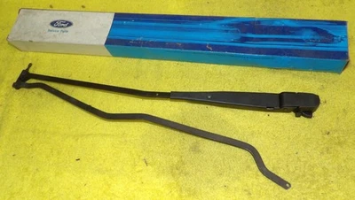 1973 1974 Continental Town Car 73-78 Grand Marquis NOS LH WINDSHIELD WIPER ARM - Image 1 of 4