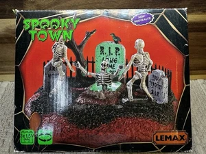 Lemax Spooky Long Time No See #74203 Lighted Animated Disp Halloween Graveyard - Picture 1 of 7