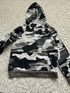 Under ARMOUR Boys Sweatshirt Size XS - Picture 1 of 3