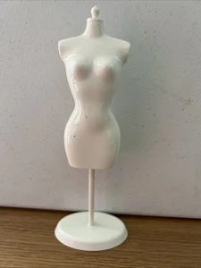 Soporte maniquí barbie - Imagen 1 de 3