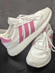 Adidas Shoes Women's 9 Off White Pink Boost Foam Sole Running Training Casual - Picture 1 of 10