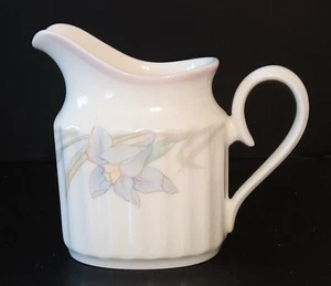 Vintage Mikasa Pink Melody Creamer Very Beautiful VGC - Picture 1 of 10
