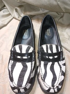 G.H. Bass & Co. Weejuns Penny Loafers Zebra Print W7.5 - Picture 1 of 9