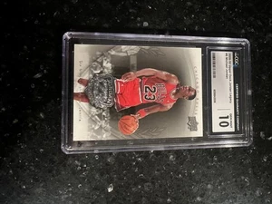 2009-10 Upper Deck Jordan Legacy Gold #6 Michael Jordan Gold CGC Gem mint 10 - Picture 1 of 5