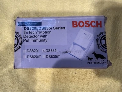 NEW Bosch DS835i Trite h Motion Detector with Pet Immunity, Hardwired - Image 1 of 4