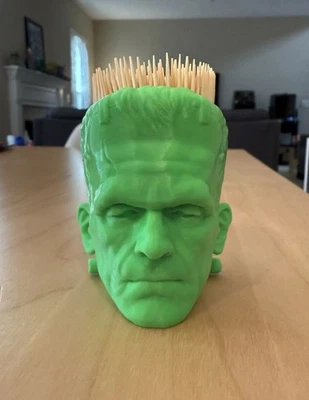 Soporte para palillo de dientes Frankenstein universal monstruos impreso en 3D Foto 1 de 4