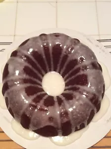 Fresh Baked 7-UP Pound Cake - Picture 1 of 2