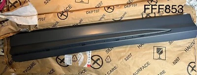 Audi Q3 2019-2023 puerta delantera derecha lado pasajero moldura inferior 83A-853-960-B-GRU Foto 1 de 3