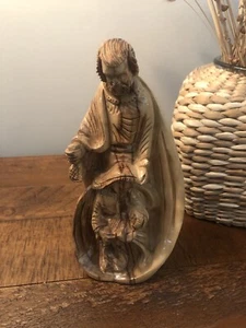 Hand Carved Bethlehem Olive Wood Holy Family Christian Statue w/ Baby Jesus 7.5" - Picture 1 of 10
