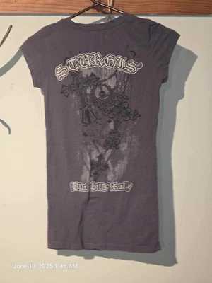 Винтажная женская майка Sturgis Black Hills Rally с графикой. - Изображение 1 из 4