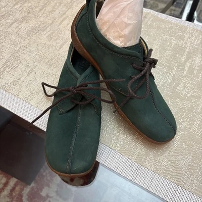  Zapato de cuero nobuck Born Sahara mocasín con cordones para mujer, talla 7. Foto 1 de 4