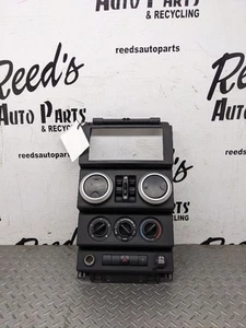 07-10 WRANGLER CENTER RADIO FACE PLATE DASH TRIM BEZEL TEMP CONTROL 1160460 - Picture 1 of 12