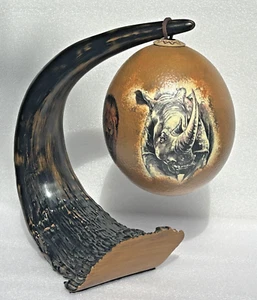 Straußenei - afrikanische Tierwelt - Löwe Leopard Nashorn Büffel - Hornständer 10 Zoll - Bild 1 von 5