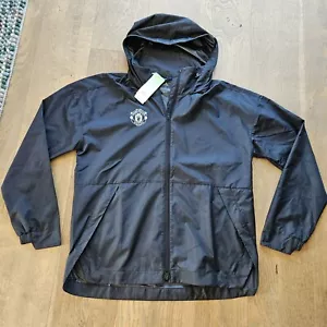 Manchester United Adidas Urban WIND.RDY Jacket Size M Windbreaker BNWT - Picture 1 of 9