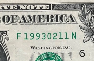 1993, 02 22 Birthday Anniversary Note Fancy Serial Number $1 One Dollar Bill - Picture 1 of 3