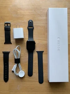 Apple Watch Series 7 Boîtier en Aluminium 45mm avec Bracelet Sport - Minuit, Régulier... - Photo 1 sur 7