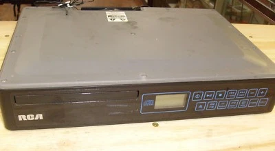 RCA SPS3200 под шкаф радио/проигрыватель компакт-дисков для прицепа или офиса - Изображение 1 из 4