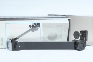 Hasselblad 45098 Grip Extension - Picture 1 of 2