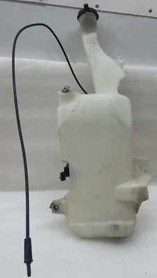 2011GMC Sierra 1500 Windshield Washer Fluid Reservoir - Image 1 of 4