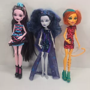 Lot Of 3 Monster High Dolls Elle Eedee Boo York Toralei Stripe Draculara - Picture 1 of 2