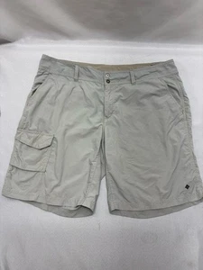 Pantaloncini da donna Columbia cachi con tasche omni-shade cargo taglia 14 escursioni all'aperto - Foto 1 di 10