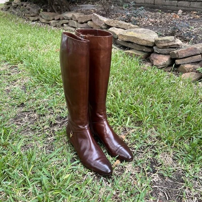 Salvatore Ferragamo Boots Women 9AAA Dark Brown Leather Zip Heel Italy Riding - Image 1 of 4